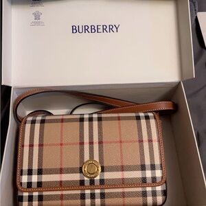 Burberry Hampshire crossbody bag